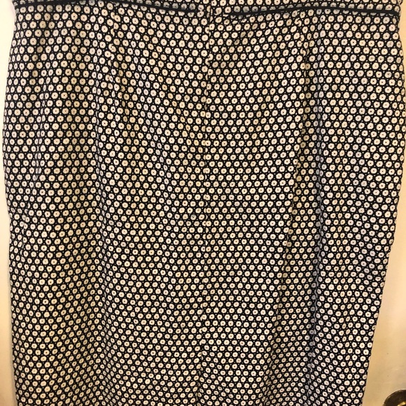 Skirt - Picture 2 of 2